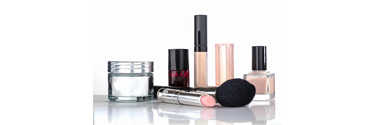 Polyglyceryl-4_Laurate_Cosmetics