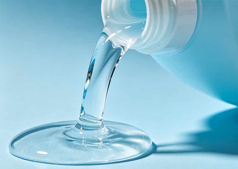 1-Decanol-liquid-bottle