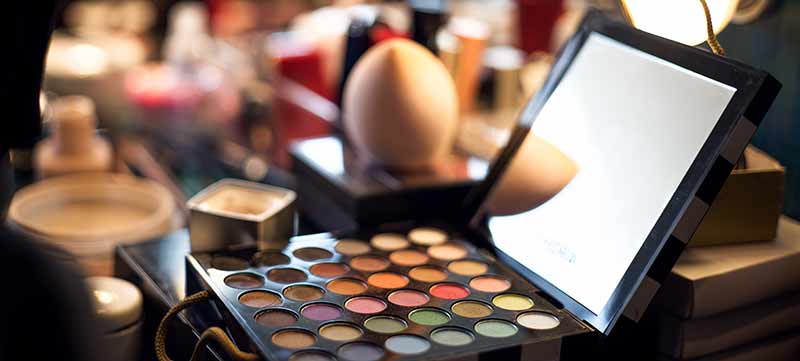 5-Sulfosalicylic-acid-used-as-a-multifunctional-auxiliary-agent-in-cosmetics